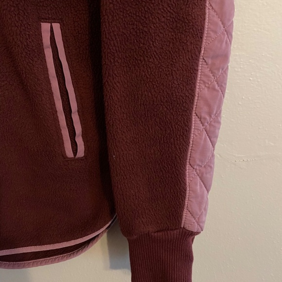 Abercrombie & Fitch Purple Colorblock Fleece SIZE XS - Picture 7 of 10
